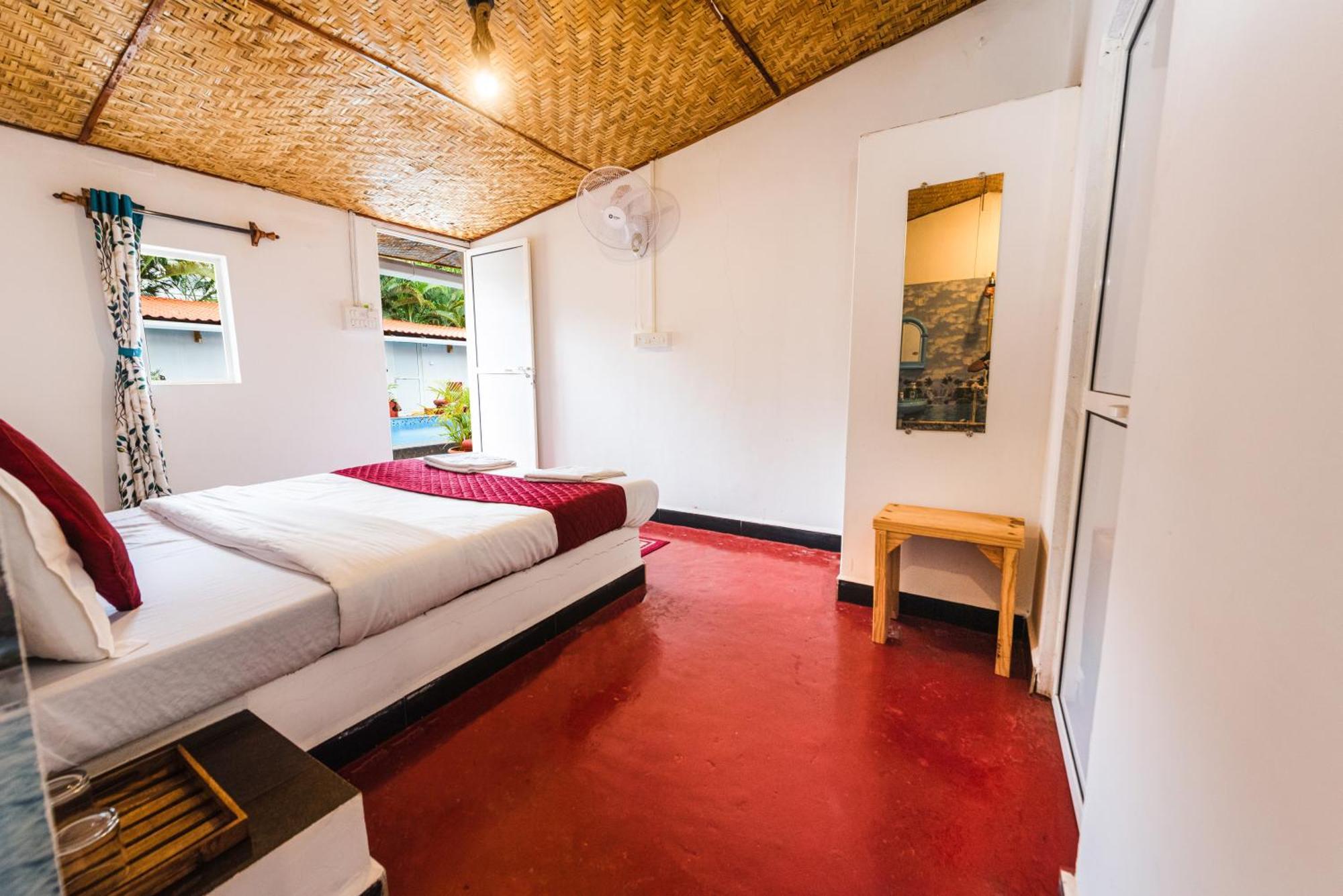 Hotel La Paulo'S Near Beach Resort Морджим Экстерьер фото